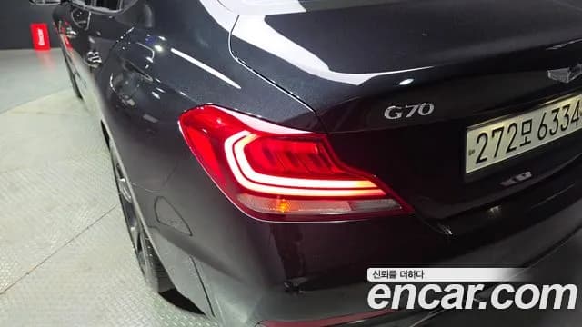 2020 Genesis G70 3.3T Sport Sold VIN KMTG741EBLU069042 – photo 33 2020 Genesis G70 3.3T Sport Sold VIN KMTG741EBLU069042 – photo 33