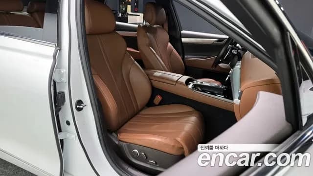 2022 Genesis Electrified G80 (RG3) e-AWD Sold VIN KMTGE411PNU000922 – undercarriage 2022 Genesis Electrified G80 (RG3) e-AWD Sold VIN KMTGE411PNU000922 – undercarriage