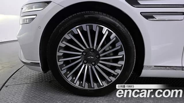 2022 Genesis Electrified G80 (RG3) e-AWD Sold VIN KMTGE411PNU000922 – photo 13 2022 Genesis Electrified G80 (RG3) e-AWD Sold VIN KMTGE411PNU000922 – photo 13