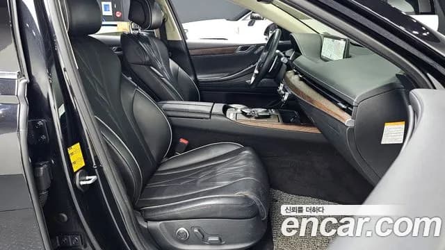2022 Genesis Electrified G80 (RG3) e-AWD Sold VIN KMTGE411PNU000995 – exterior detail 2022 Genesis Electrified G80 (RG3) e-AWD Sold VIN KMTGE411PNU000995 – exterior detail