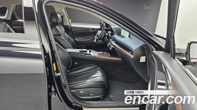2022 Genesis Electrified G80 (RG3) e-AWD Sold VIN KMTGE411PNU001035 – rear exterior 2022 Genesis Electrified G80 (RG3) e-AWD Sold VIN KMTGE411PNU001035 – rear exterior