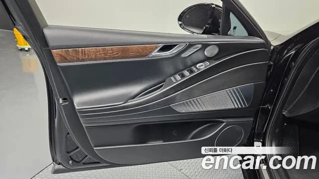 2022 Genesis Electrified G80 (RG3) e-AWD Sold VIN KMTGE411PNU001035 – dashboard 2022 Genesis Electrified G80 (RG3) e-AWD Sold VIN KMTGE411PNU001035 – dashboard