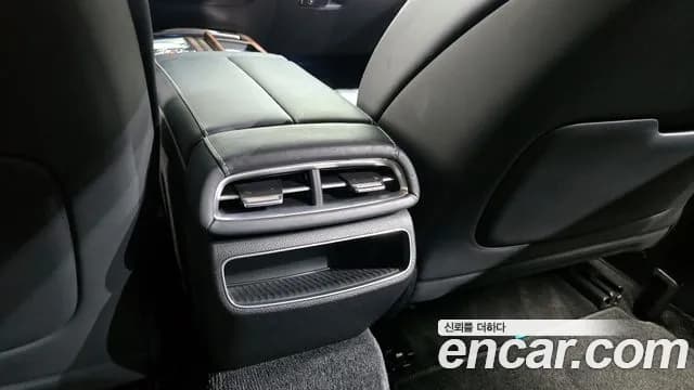2022 Genesis Electrified G80 (RG3) e-AWD Sold VIN KMTGE411PNU001037 – photo 33 2022 Genesis Electrified G80 (RG3) e-AWD Sold VIN KMTGE411PNU001037 – photo 33