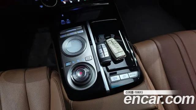 2022 Genesis Electrified G80 (RG3) e-AWD Sold VIN KMTGE411PNU003415 – undercarriage 2022 Genesis Electrified G80 (RG3) e-AWD Sold VIN KMTGE411PNU003415 – undercarriage