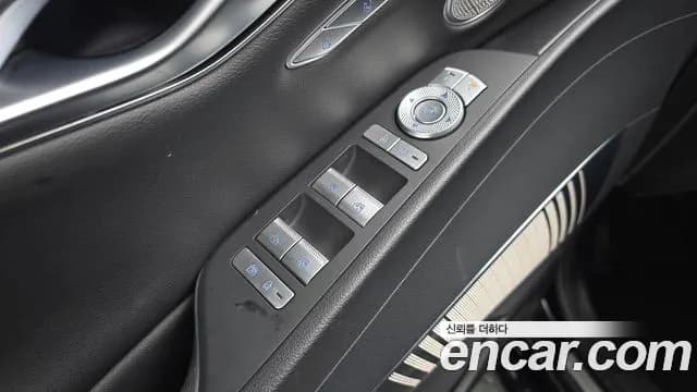 2022 Genesis Electrified G80 (RG3) e-AWD Sold VIN KMTGE411PNU004042 – photo 14 2022 Genesis Electrified G80 (RG3) e-AWD Sold VIN KMTGE411PNU004042 – photo 14