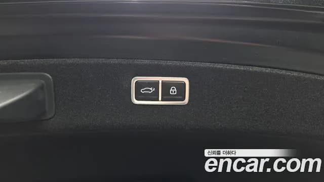 2022 Genesis Electrified G80 (RG3) e-AWD Sold VIN KMTGE411PNU004042 – photo 24 2022 Genesis Electrified G80 (RG3) e-AWD Sold VIN KMTGE411PNU004042 – photo 24
