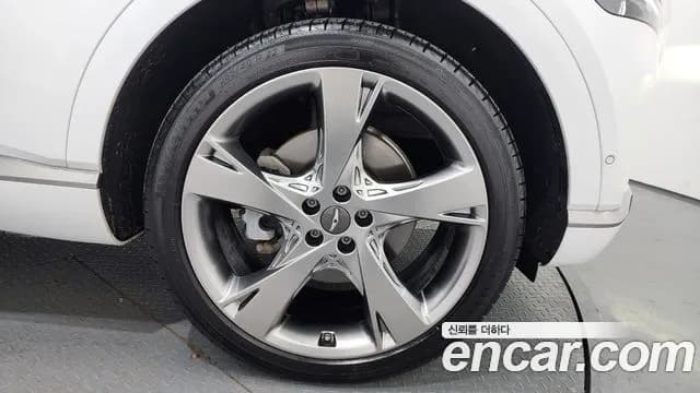 2020 Genesis GV80 2.5T Gasoline 2WD Sold VIN KMTHA81BBLU029815 – front exterior 2020 Genesis GV80 2.5T Gasoline 2WD Sold VIN KMTHA81BBLU029815 – front exterior