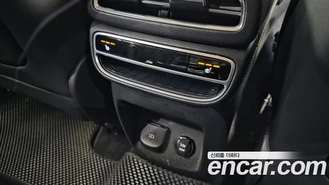 2022 Genesis GV80 2.5T Gasoline 2WD Sold VIN KMTHA81BBNU096990 – exterior detail 2022 Genesis GV80 2.5T Gasoline 2WD Sold VIN KMTHA81BBNU096990 – exterior detail