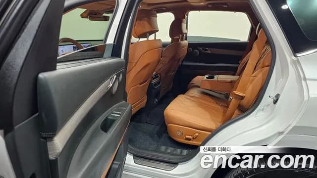 2024 Genesis GV80 2.5T Gasoline 2WD Sold VIN KMTHA81BBRU237749 – interior seats 2024 Genesis GV80 2.5T Gasoline 2WD Sold VIN KMTHA81BBRU237749 – interior seats