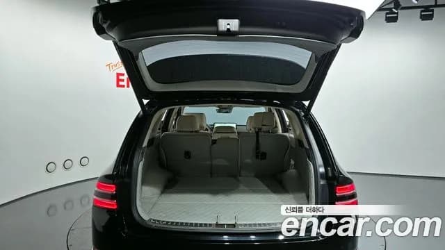 2020 Genesis GV80 2.5T Gasoline AWD Sold VIN KMTHA81BDLU008943 – rear exterior 2020 Genesis GV80 2.5T Gasoline AWD Sold VIN KMTHA81BDLU008943 – rear exterior
