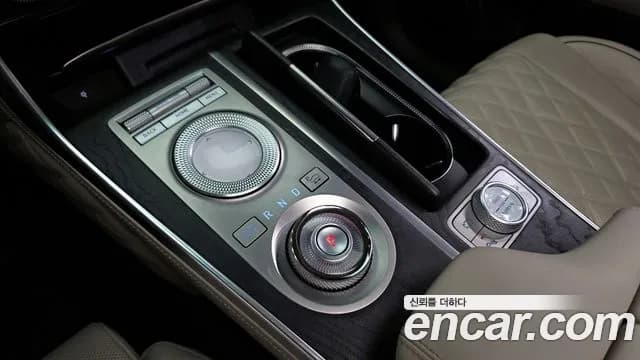 2020 Genesis GV80 2.5T Gasoline AWD Sold VIN KMTHA81BDLU016094 – front exterior 2020 Genesis GV80 2.5T Gasoline AWD Sold VIN KMTHA81BDLU016094 – front exterior