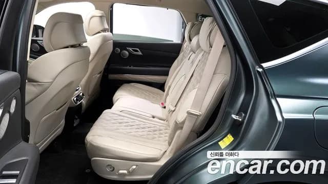 2020 Genesis GV80 2.5T Gasoline AWD Sold VIN KMTHA81BDLU016094 – interior seats 2020 Genesis GV80 2.5T Gasoline AWD Sold VIN KMTHA81BDLU016094 – interior seats