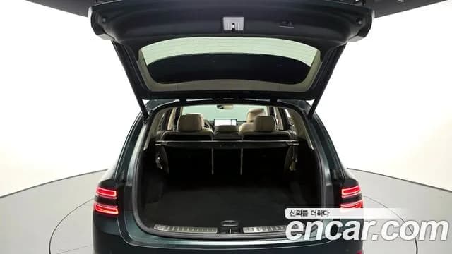 2020 Genesis GV80 2.5T Gasoline AWD Sold VIN KMTHA81BDLU016094 – exterior detail 2020 Genesis GV80 2.5T Gasoline AWD Sold VIN KMTHA81BDLU016094 – exterior detail