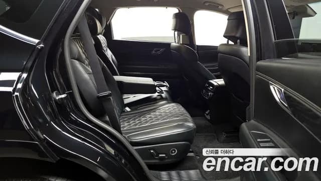 2020 Genesis GV80 2.5T Gasoline AWD Sold VIN KMTHA81BDLU035735 – trunk area 2020 Genesis GV80 2.5T Gasoline AWD Sold VIN KMTHA81BDLU035735 – trunk area