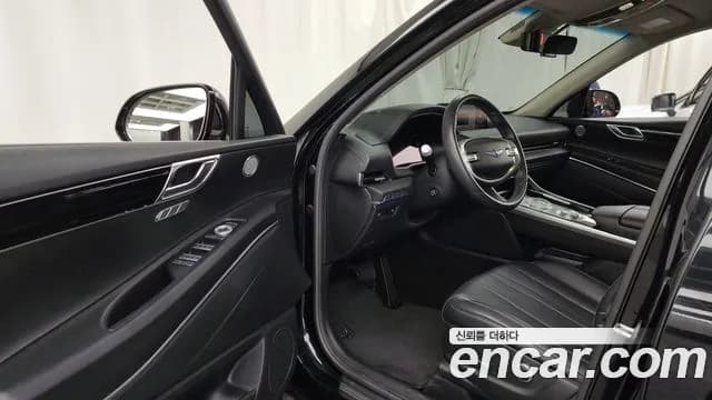 2021 Genesis GV80 2.5T Gasoline AWD Sold VIN KMTHA81BDMU063865 – rear exterior 2021 Genesis GV80 2.5T Gasoline AWD Sold VIN KMTHA81BDMU063865 – rear exterior