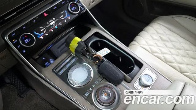 2021 Genesis GV80 2.5T Gasoline AWD Sold VIN KMTHA81BDMU071219 – engine bay 2021 Genesis GV80 2.5T Gasoline AWD Sold VIN KMTHA81BDMU071219 – engine bay