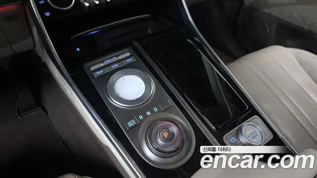 2022 Genesis GV80 2.5T Gasoline AWD Sold VIN KMTHA81BDNU084501 – exterior detail 2022 Genesis GV80 2.5T Gasoline AWD Sold VIN KMTHA81BDNU084501 – exterior detail