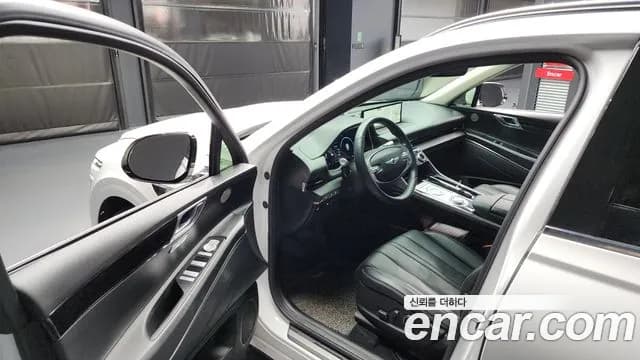 2022 Genesis GV80 2.5T Gasoline AWD Sold VIN KMTHA81BDNU095469 – side profile 2022 Genesis GV80 2.5T Gasoline AWD Sold VIN KMTHA81BDNU095469 – side profile