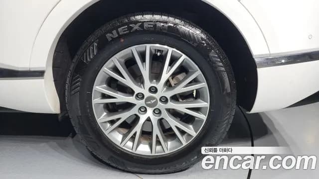 2022 Genesis GV80 2.5T Gasoline AWD Sold VIN KMTHA81BDNU095469 – exterior detail 2022 Genesis GV80 2.5T Gasoline AWD Sold VIN KMTHA81BDNU095469 – exterior detail