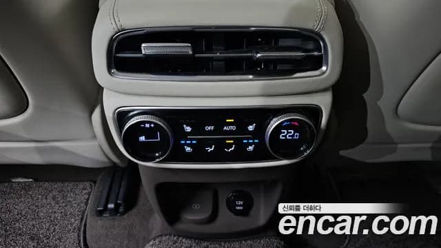 2022 Genesis GV80 2.5T Gasoline AWD Sold VIN KMTHA81BDNU112198 – rear exterior 2022 Genesis GV80 2.5T Gasoline AWD Sold VIN KMTHA81BDNU112198 – rear exterior