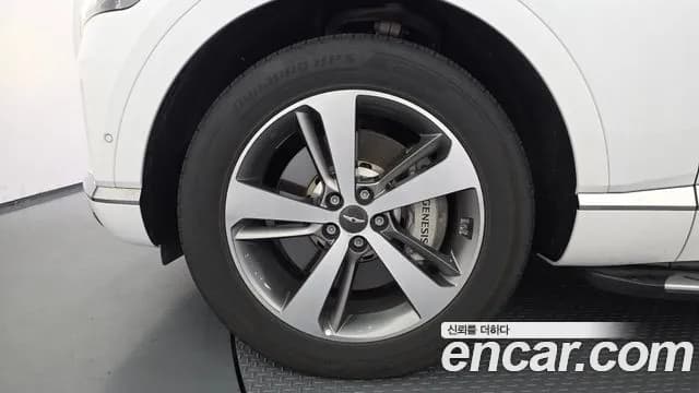 2022 Genesis GV80 2.5T Gasoline AWD Sold VIN KMTHA81BDNU117357 – exterior detail 2022 Genesis GV80 2.5T Gasoline AWD Sold VIN KMTHA81BDNU117357 – exterior detail