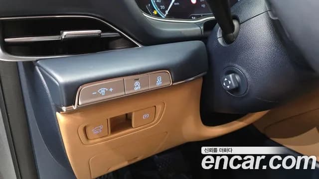 2022 Genesis GV80 2.5T Gasoline AWD Sold VIN KMTHA81BDNU124981 – trunk area 2022 Genesis GV80 2.5T Gasoline AWD Sold VIN KMTHA81BDNU124981 – trunk area