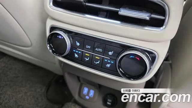 2023 Genesis GV80 2.5T Gasoline AWD Sold VIN KMTHA81BDPU142490 – exterior detail 2023 Genesis GV80 2.5T Gasoline AWD Sold VIN KMTHA81BDPU142490 – exterior detail