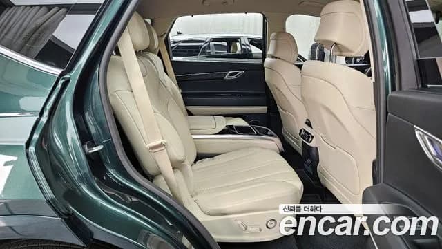 2023 Genesis GV80 2.5T Gasoline AWD Sold VIN KMTHA81BDPU144791 – interior seats 2023 Genesis GV80 2.5T Gasoline AWD Sold VIN KMTHA81BDPU144791 – interior seats