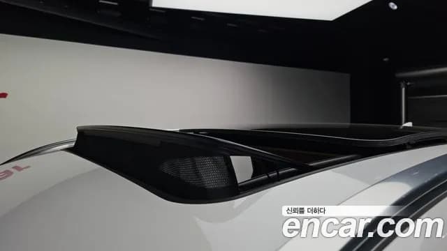 2024 Genesis GV80 2.5T Gasoline AWD Sold VIN KMTHA81BDRU194574 – trunk area 2024 Genesis GV80 2.5T Gasoline AWD Sold VIN KMTHA81BDRU194574 – trunk area