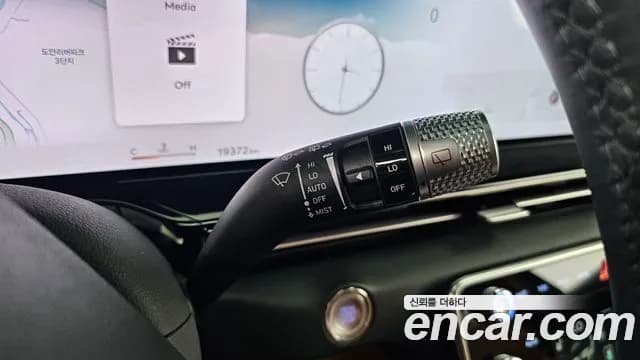 2024 Genesis GV80 2.5T Gasoline AWD Sold VIN KMTHA81BDRU195877 – dashboard 2024 Genesis GV80 2.5T Gasoline AWD Sold VIN KMTHA81BDRU195877 – dashboard