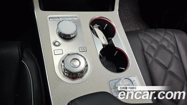 2024 Genesis GV80 2.5T Gasoline AWD Sold VIN KMTHA81BDRU197789 – rear exterior 2024 Genesis GV80 2.5T Gasoline AWD Sold VIN KMTHA81BDRU197789 – rear exterior