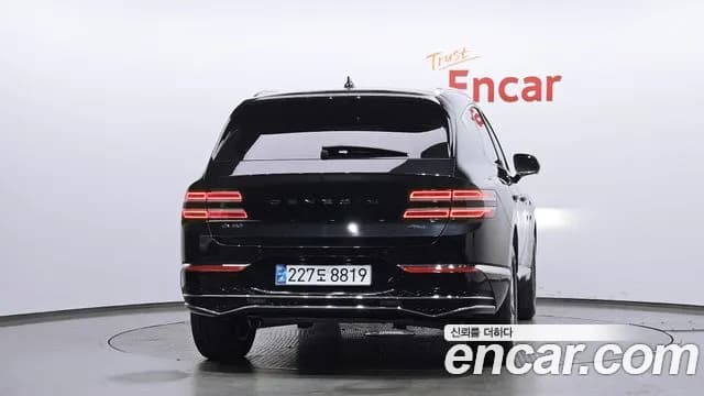2024 Genesis GV80 2.5T Gasoline AWD Sold VIN KMTHA81BDRU212087 – exterior detail 2024 Genesis GV80 2.5T Gasoline AWD Sold VIN KMTHA81BDRU212087 – exterior detail