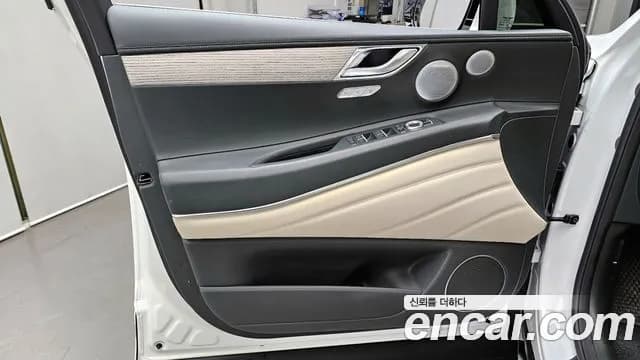 2024 Genesis GV80 2.5T Gasoline AWD Sold VIN KMTHA81BDRU215381 – photo 25 2024 Genesis GV80 2.5T Gasoline AWD Sold VIN KMTHA81BDRU215381 – photo 25
