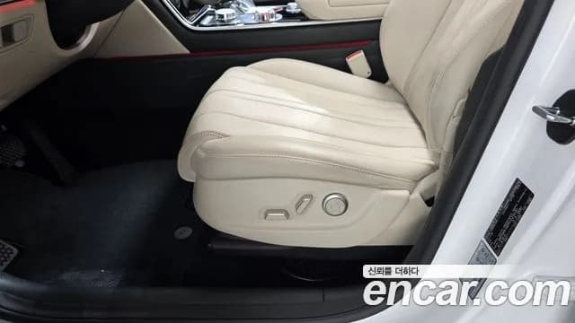 2024 Genesis GV80 2.5T Gasoline AWD Sold VIN KMTHA81BDRU223030 – interior seats 2024 Genesis GV80 2.5T Gasoline AWD Sold VIN KMTHA81BDRU223030 – interior seats