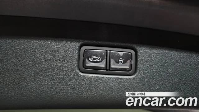 2025 Genesis GV80 2.5T Gasoline AWD Sold VIN KMTHA81BDSU262160 – interior seats 2025 Genesis GV80 2.5T Gasoline AWD Sold VIN KMTHA81BDSU262160 – interior seats