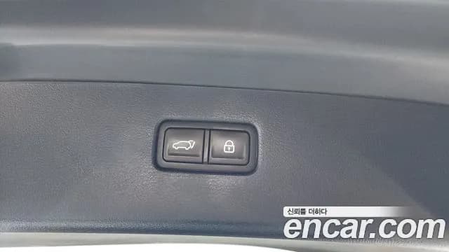 2020 Genesis GV80 3.0 Diesel 2WD Sold VIN KMTHB81DBLU028655 – undercarriage 2020 Genesis GV80 3.0 Diesel 2WD Sold VIN KMTHB81DBLU028655 – undercarriage