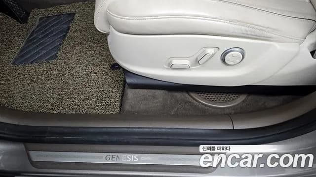 2020 Genesis GV80 3.0 Diesel AWD Sold VIN KMTHB81DDLU003506 – interior seats 2020 Genesis GV80 3.0 Diesel AWD Sold VIN KMTHB81DDLU003506 – interior seats