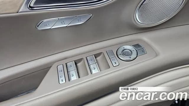 2020 Genesis GV80 3.0 Diesel AWD Sold VIN KMTHB81DDLU010489 – exterior detail 2020 Genesis GV80 3.0 Diesel AWD Sold VIN KMTHB81DDLU010489 – exterior detail