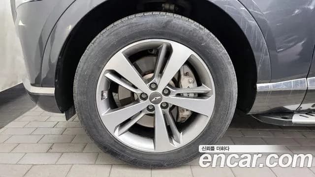 2020 Genesis GV80 3.5T Gasoline AWD Sold VIN KMTHC81CDLU006687 – front exterior 2020 Genesis GV80 3.5T Gasoline AWD Sold VIN KMTHC81CDLU006687 – front exterior