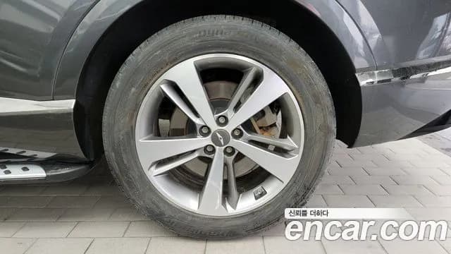 2020 Genesis GV80 3.5T Gasoline AWD Sold VIN KMTHC81CDLU006687 – trunk area 2020 Genesis GV80 3.5T Gasoline AWD Sold VIN KMTHC81CDLU006687 – trunk area