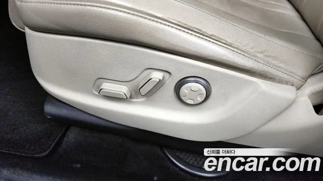 2020 Genesis GV80 3.5T Gasoline AWD Sold VIN KMTHC81CDLU006687 – photo 32 2020 Genesis GV80 3.5T Gasoline AWD Sold VIN KMTHC81CDLU006687 – photo 32