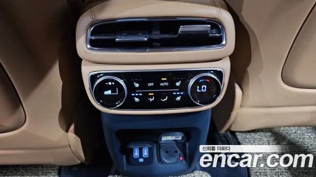 2020 Genesis GV80 3.5T Gasoline AWD Sold VIN KMTHC81CDLU007964 – dashboard 2020 Genesis GV80 3.5T Gasoline AWD Sold VIN KMTHC81CDLU007964 – dashboard
