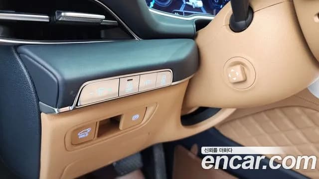 2020 Genesis GV80 3.5T Gasoline AWD Sold VIN KMTHC81CDLU016182 – interior seats 2020 Genesis GV80 3.5T Gasoline AWD Sold VIN KMTHC81CDLU016182 – interior seats
