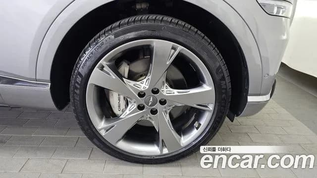 2020 Genesis GV80 3.5T Gasoline AWD Sold VIN KMTHC81CDLU016902 – front exterior 2020 Genesis GV80 3.5T Gasoline AWD Sold VIN KMTHC81CDLU016902 – front exterior