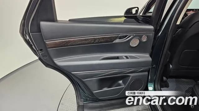 2020 Genesis GV80 3.5T Gasoline AWD Sold VIN KMTHC81CDLU022405 – photo 24 2020 Genesis GV80 3.5T Gasoline AWD Sold VIN KMTHC81CDLU022405 – photo 24