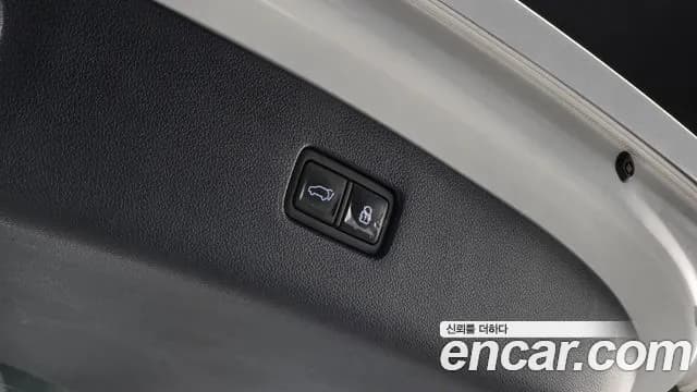 2020 Genesis GV80 3.5T Gasoline AWD Sold VIN KMTHC81CDLU023064 – photo 16 2020 Genesis GV80 3.5T Gasoline AWD Sold VIN KMTHC81CDLU023064 – photo 16