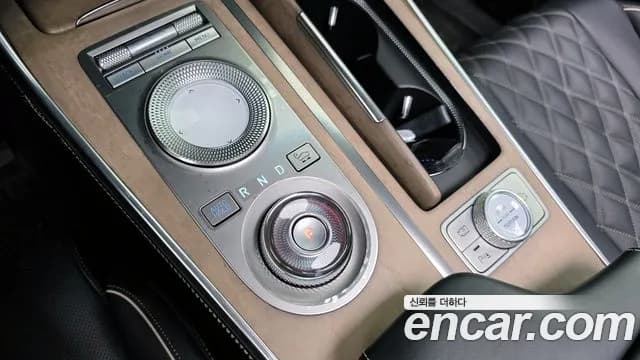 2021 Genesis GV80 3.5T Gasoline AWD Sold VIN KMTHC81CDMU062785 – interior seats 2021 Genesis GV80 3.5T Gasoline AWD Sold VIN KMTHC81CDMU062785 – interior seats