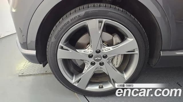 2021 Genesis GV80 3.5T Gasoline AWD Sold VIN KMTHC81CDMU070822 – trunk area 2021 Genesis GV80 3.5T Gasoline AWD Sold VIN KMTHC81CDMU070822 – trunk area