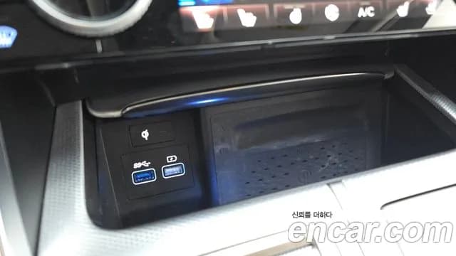 2022 Genesis GV80 3.5T Gasoline AWD Sold VIN KMTHC81CDNU087339 – photo 13 2022 Genesis GV80 3.5T Gasoline AWD Sold VIN KMTHC81CDNU087339 – photo 13