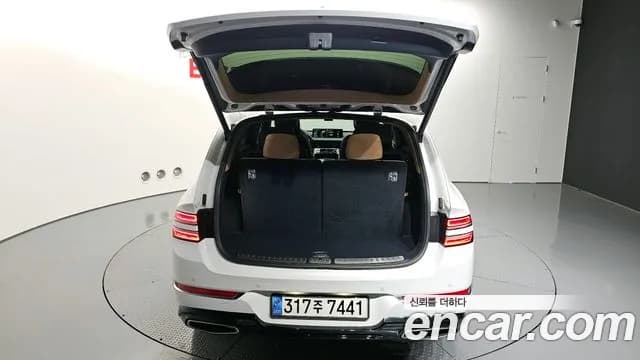 2022 Genesis GV80 3.5T Gasoline AWD Sold VIN KMTHC81CDNU133872 – trunk area 2022 Genesis GV80 3.5T Gasoline AWD Sold VIN KMTHC81CDNU133872 – trunk area